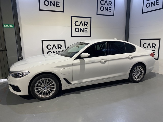 BMW Serie 5 530e 185 kW (252 CV)