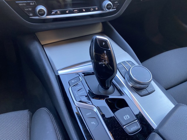 BMW Serie 5 530e 185 kW (252 CV)