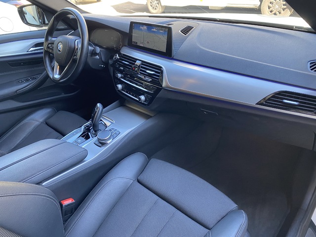 BMW Serie 5 530e 185 kW (252 CV)