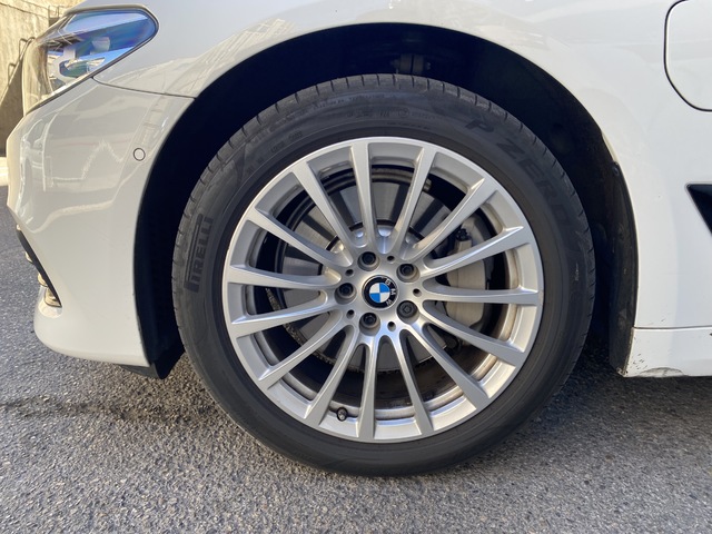 BMW Serie 5 530e 185 kW (252 CV)
