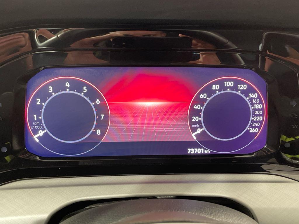 Volkswagen Golf 1.5 eTSI en Barcelona