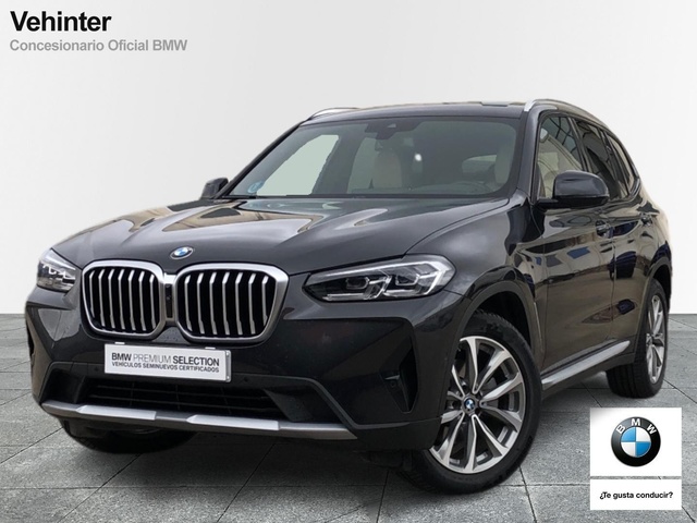 BMW X3 xDrive20d color Gris. Año 2024. 140KW(190CV). Diésel. En concesionario Vehinter Getafe de Madrid