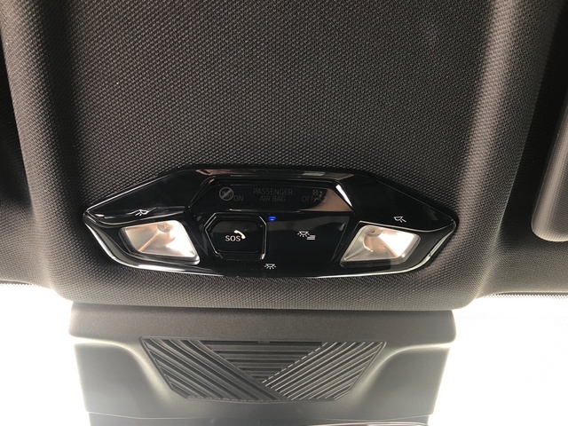 BMW X1 sDrive20d color Gris Plata. Año 2024. 120KW(163CV). Diésel. En concesionario Vehinter Getafe de Madrid