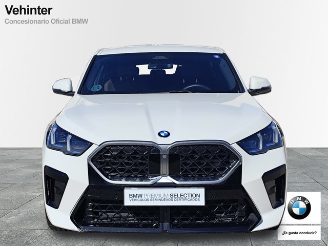 BMW X2 sDrive18d color Blanco. Año 2025. 110KW(150CV). Diésel. En concesionario Vehinter Getafe de Madrid