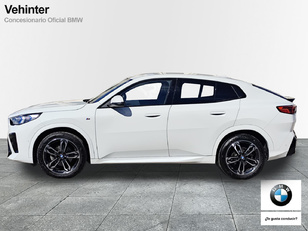 Fotos de BMW X2 sDrive18d color Blanco. Año 2025. 110KW(150CV). Diésel. En concesionario Vehinter Getafe de Madrid