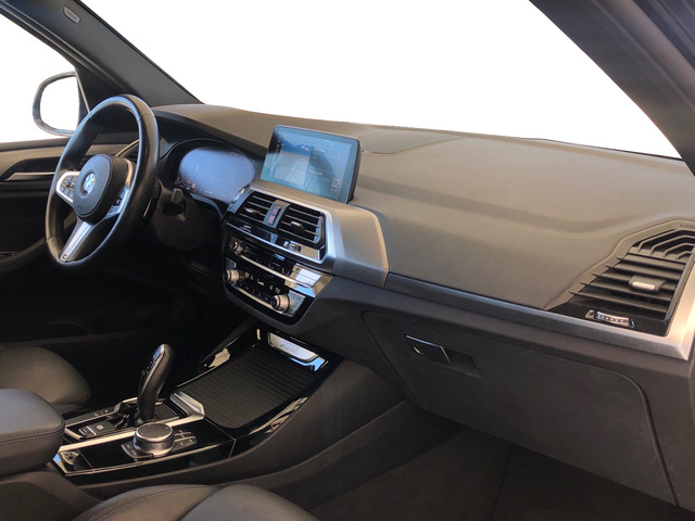 BMW X3 xDrive30d color Negro. Año 2021. 210KW(286CV). Diésel. En concesionario Vehinter Getafe de Madrid