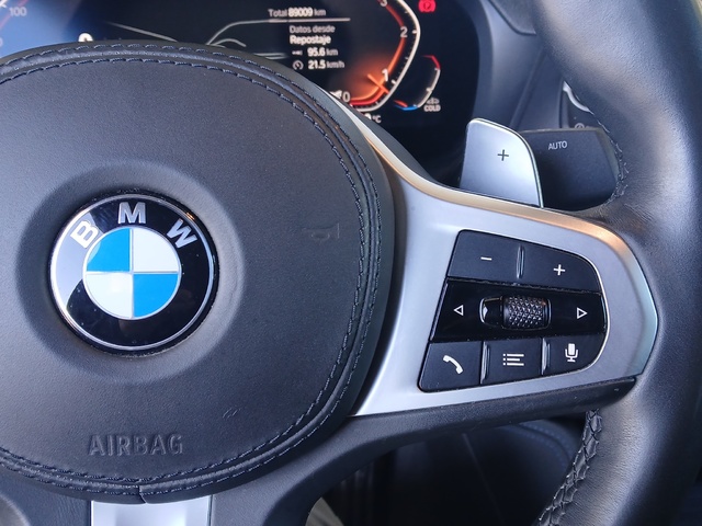 BMW X4 xDrive20d color Negro. Año 2020. 140KW(190CV). Diésel. En concesionario GANDIA Automoviles Fersan, S.A. de Valencia