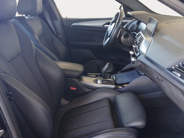 BMW X4 xDrive20d color Negro. Año 2020. 140KW(190CV). Diésel. En concesionario GANDIA Automoviles Fersan, S.A. de Valencia