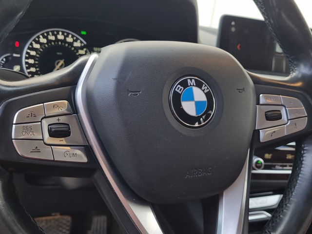 BMW X3 xDrive20d color Blanco. Año 2018. 140KW(190CV). Diésel. En concesionario GANDIA Automoviles Fersan, S.A. de Valencia