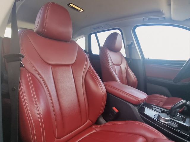 BMW X3 xDrive20d color Blanco. Año 2018. 140KW(190CV). Diésel. En concesionario GANDIA Automoviles Fersan, S.A. de Valencia