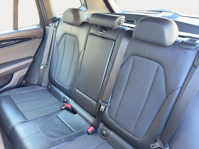 BMW X3 sDrive18d color Azul. Año 2019. 110KW(150CV). Diésel. En concesionario GANDIA Automoviles Fersan, S.A. de Valencia