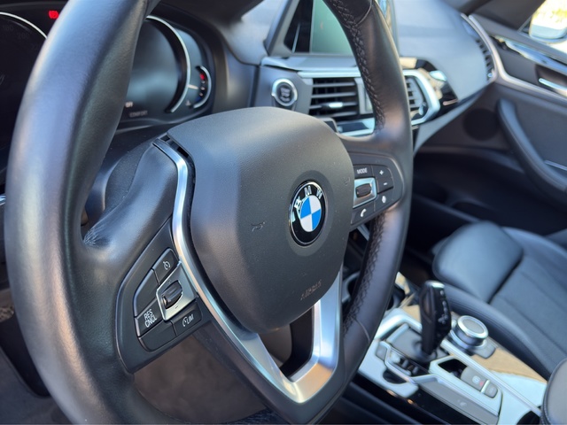 BMW X3 sDrive18d color Azul. Año 2019. 110KW(150CV). Diésel. En concesionario GANDIA Automoviles Fersan, S.A. de Valencia