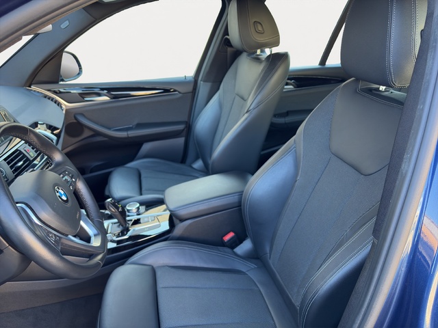 BMW X3 sDrive18d color Azul. Año 2019. 110KW(150CV). Diésel. En concesionario GANDIA Automoviles Fersan, S.A. de Valencia