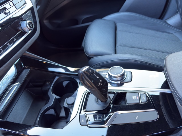 BMW X3 sDrive18d color Azul. Año 2019. 110KW(150CV). Diésel. En concesionario GANDIA Automoviles Fersan, S.A. de Valencia