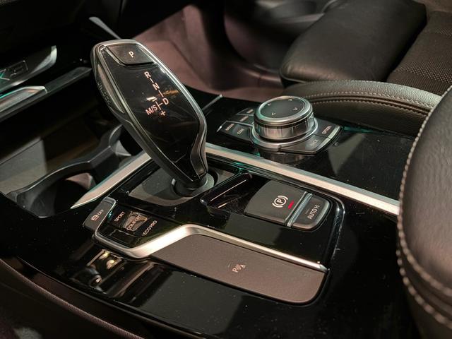 BMW X3 sDrive18d color Azul. Año 2019. 110KW(150CV). Diésel. En concesionario GANDIA Automoviles Fersan, S.A. de Valencia