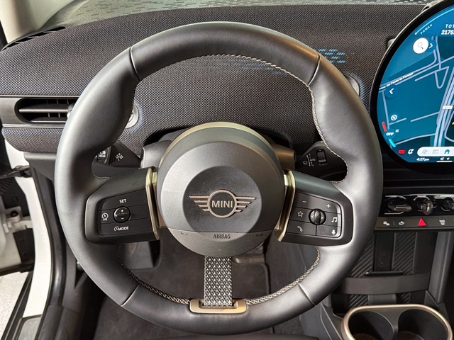 fotoG 14 del MINI MINI 5 Puertas Cooper C 115 kW (156 CV) 156cv Gasolina del 2025 en Asturias