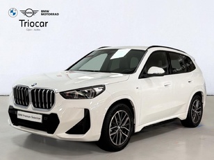 Fotos de BMW X1 sDrive18d color Blanco. Año 2025. 110KW(150CV). Diésel. En concesionario Triocar Gijón (Bmw y Mini) de Asturias
