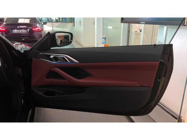 BMW Serie 4 430i Cabrio color Negro. Año 2024. 190KW(258CV). Gasolina. En concesionario Pruna Motor de Barcelona