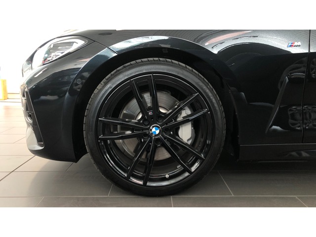 BMW Serie 4 430i Cabrio color Negro. Año 2024. 190KW(258CV). Gasolina. En concesionario Pruna Motor de Barcelona