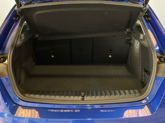 BMW Serie 1 120i color Azul. Año 2025. 125KW(170CV). Gasolina. En concesionario Proa Premium Palma de Illes Balears