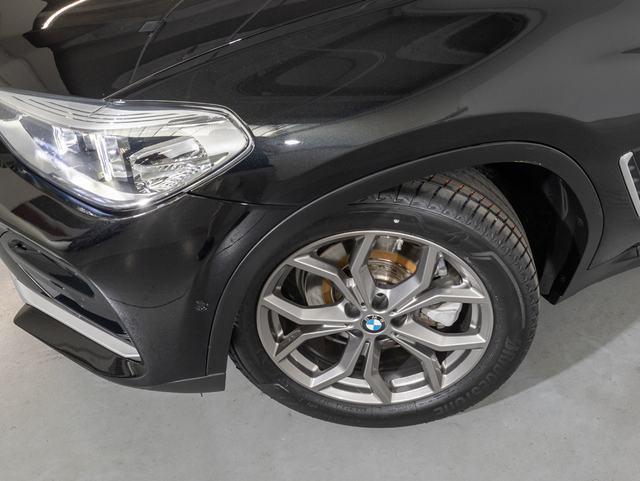 BMW X4 xDrive20i color Negro. Año 2019. 135KW(184CV). Gasolina. En concesionario Oliva Motor Girona de Girona