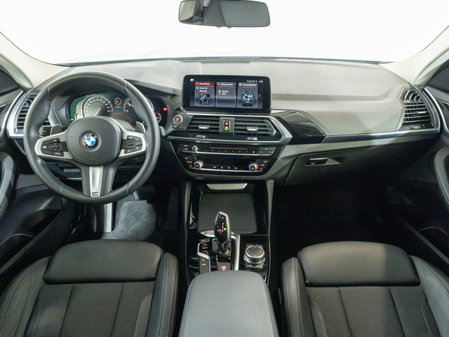 BMW X4 xDrive20i color Negro. Año 2019. 135KW(184CV). Gasolina. En concesionario Oliva Motor Girona de Girona