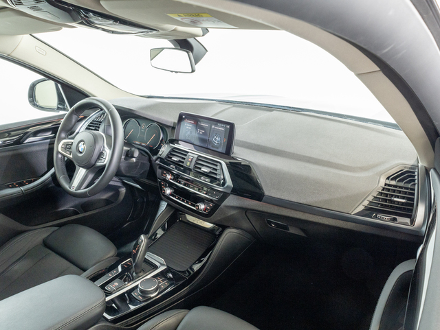 BMW X4 xDrive20i color Negro. Año 2019. 135KW(184CV). Gasolina. En concesionario Oliva Motor Girona de Girona