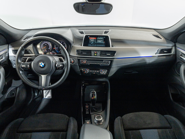 BMW X2 sDrive18d color Gris. Año 2019. 110KW(150CV). Diésel. En concesionario Oliva Motor Girona de Girona