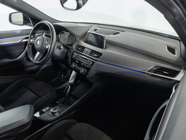 BMW X2 sDrive18d color Gris. Año 2019. 110KW(150CV). Diésel. En concesionario Oliva Motor Girona de Girona