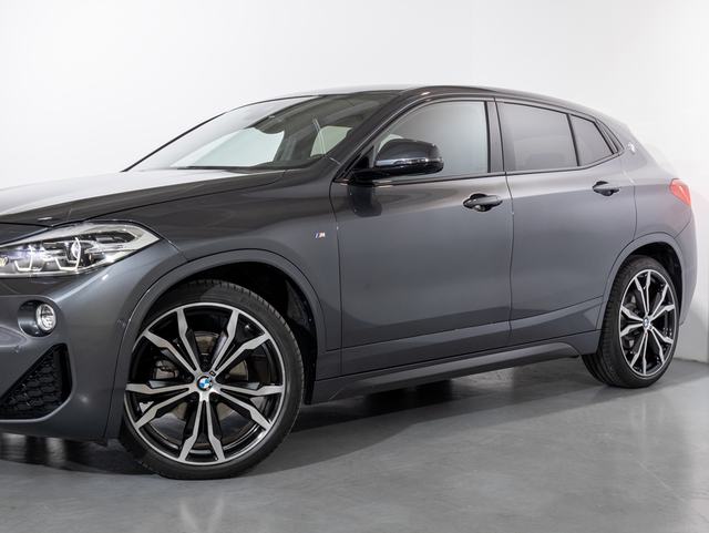 BMW X2 sDrive18d color Gris. Año 2019. 110KW(150CV). Diésel. En concesionario Oliva Motor Girona de Girona