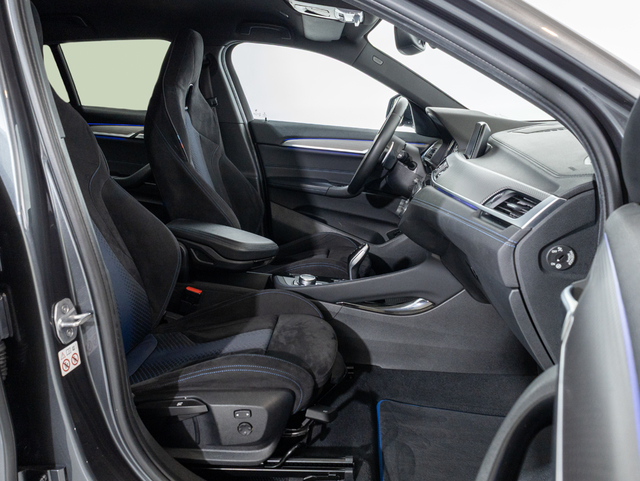 BMW X2 sDrive18d color Gris. Año 2019. 110KW(150CV). Diésel. En concesionario Oliva Motor Girona de Girona