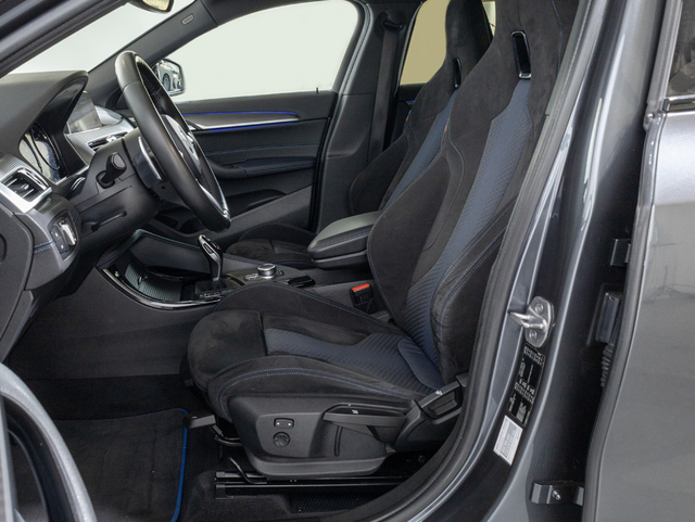 BMW X2 sDrive18d color Gris. Año 2019. 110KW(150CV). Diésel. En concesionario Oliva Motor Girona de Girona