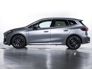 Fotos de BMW Serie 2 218d Active Tourer color Gris. Año 2022. 110KW(150CV). Diésel. En concesionario Oliva Motor Girona de Girona