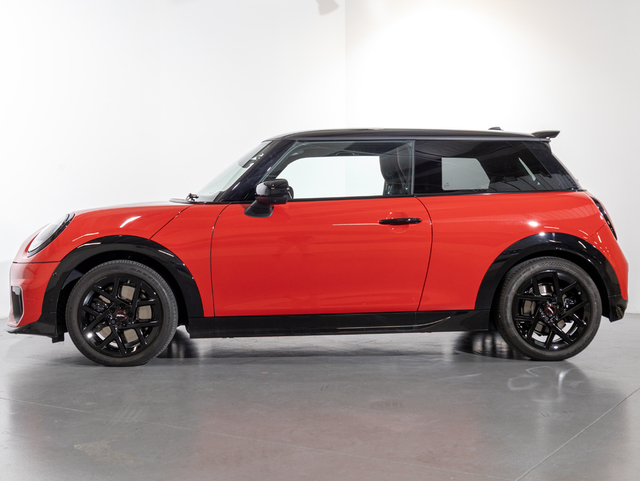 fotoG 2 del MINI MINI 3 Puertas Cooper S 150 kW (204 CV) 204cv Gasolina del 2024 en Girona