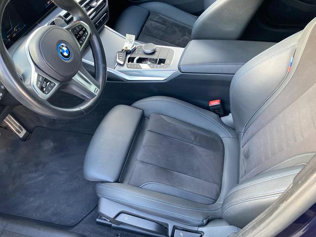 BMW Serie 3 330e Touring color Azul. Año 2022. 215KW(292CV). Híbrido Electro/Gasolina. En concesionario BYmyCAR Madrid - Alcalá de Madrid