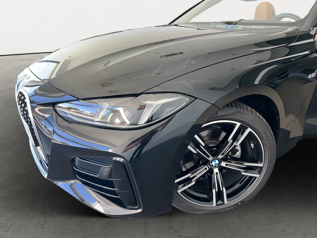 BMW Serie 4 420i Cabrio color Negro. Año 2025. 135KW(184CV). Gasolina. En concesionario Movitransa Cars Jerez de Cádiz