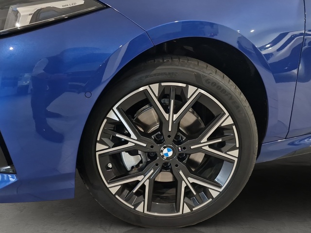 BMW Serie 1 120d color Azul. Año 2025. 120KW(163CV). Diésel. En concesionario Movitransa Cars Huelva de Huelva