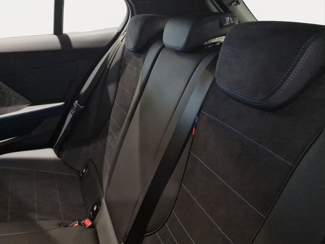 BMW Serie 1 120d color Azul. Año 2025. 120KW(163CV). Diésel. En concesionario Movitransa Cars Huelva de Huelva