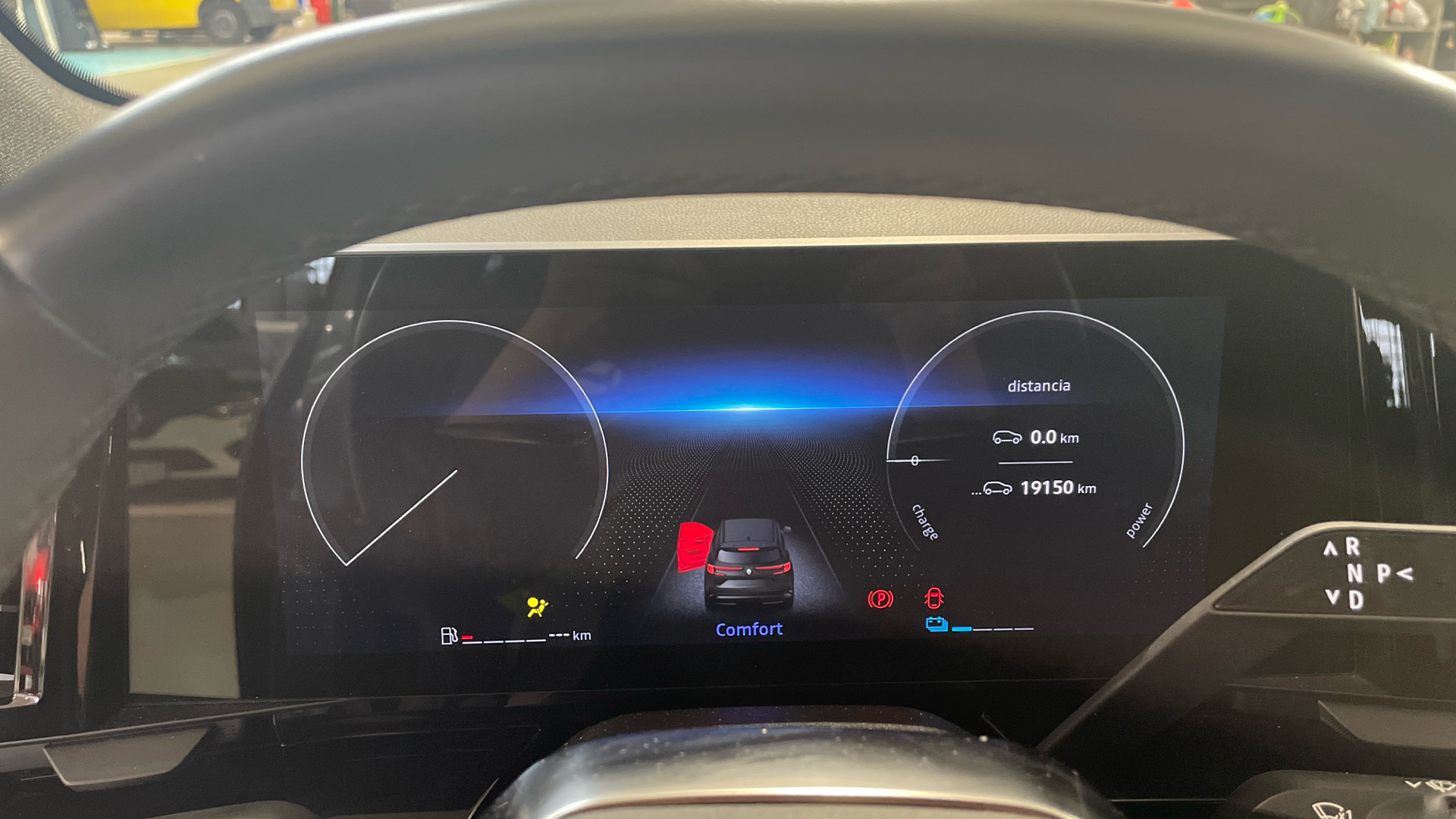Renault Espace E-Tech 200 - 6