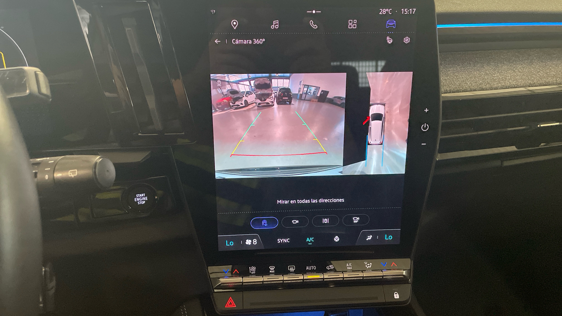 Renault Espace E-Tech 200 - 11