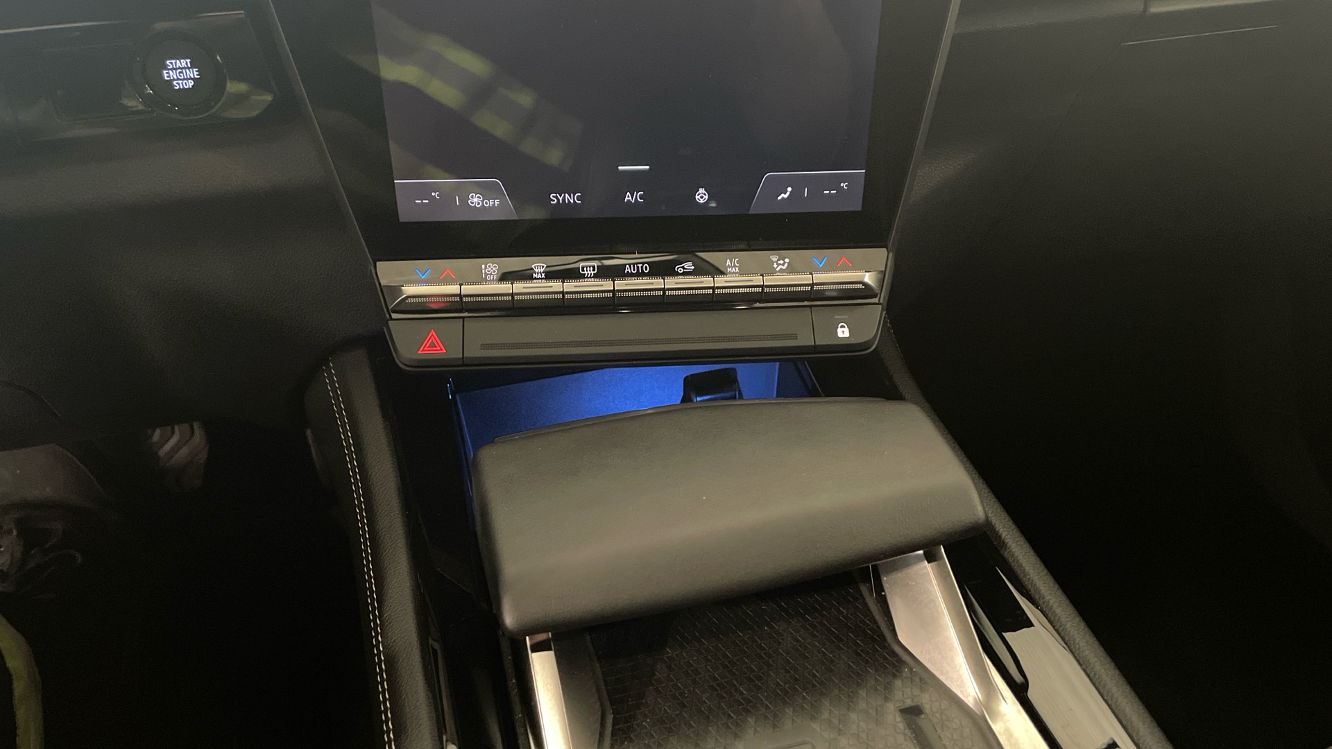 Renault Espace E-Tech 200 - 16