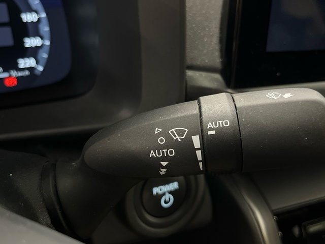 Toyota C-HR 140H Advance 103 kW (140 CV)