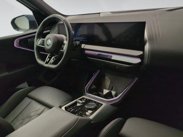 BMW X3 xDrive20i color Azul. Año 2024. 153KW(208CV). Gasolina. En concesionario Automotor Premium Viso - Málaga de Málaga