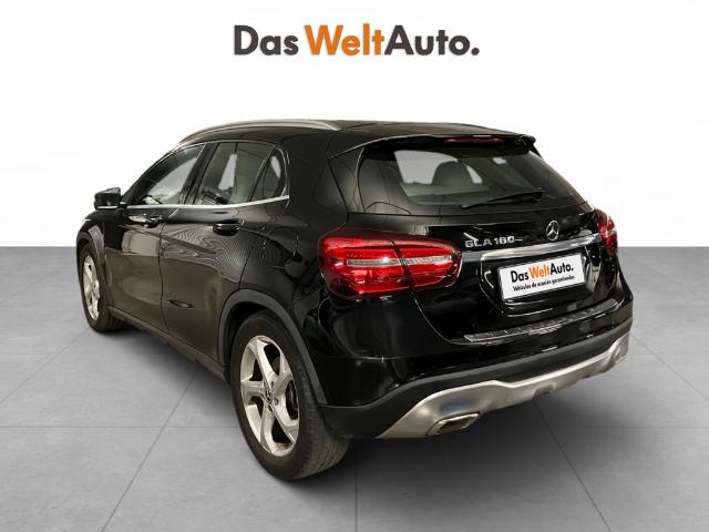 Mercedes-Benz GLA 180 90 kW (122 CV)