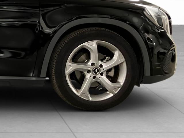 Mercedes-Benz GLA 180 90 kW (122 CV)