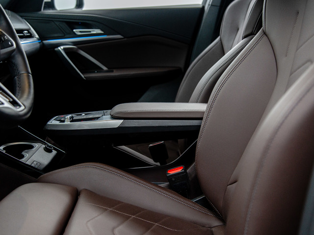 BMW X2 sDrive18d color Blanco. Año 2025. 110KW(150CV). Diésel. En concesionario Móvil Begar Alicante de Alicante