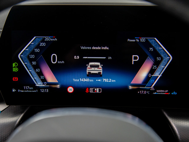 BMW X2 sDrive18d color Blanco. Año 2025. 110KW(150CV). Diésel. En concesionario Móvil Begar Alicante de Alicante