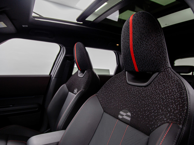 fotoG 11 del MINI MINI Countryman John Cooper Works ALL4 221 kW (301 CV) 301cv Gasolina del 2024 en Alicante