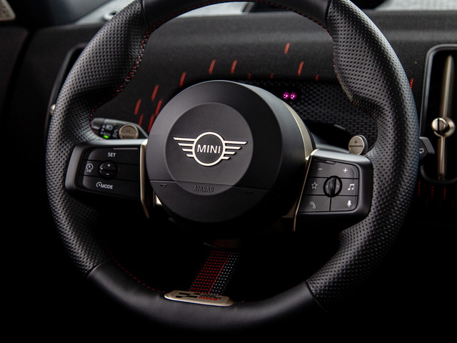 fotoG 13 del MINI MINI Countryman John Cooper Works ALL4 221 kW (301 CV) 301cv Gasolina del 2024 en Alicante