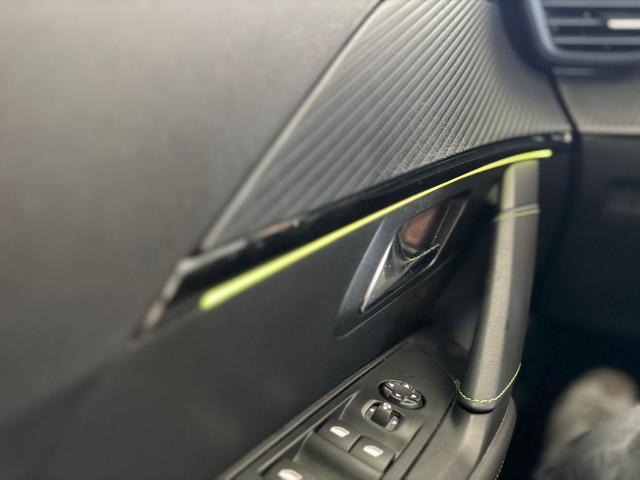 Peugeot 208 GT Hybrid eDCS6 100 kW (136 CV)